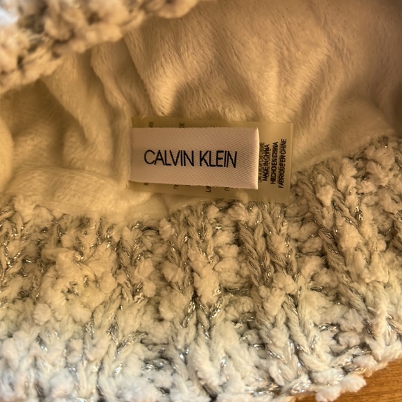 Calvin Klein Beanie - Picture 4 of 5